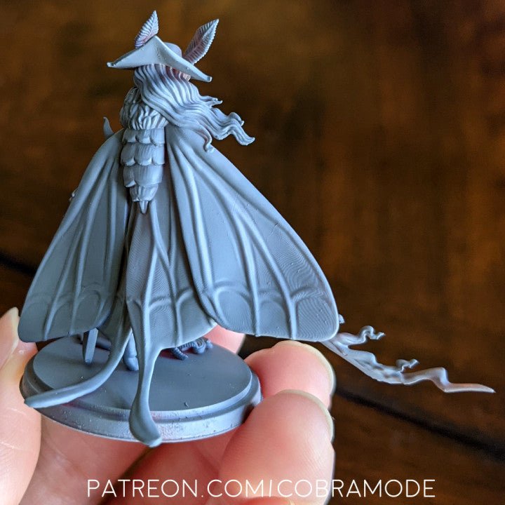 Atropos, Noctuoidea Moth Assassin - Single Roleplaying Miniature for D&D or Pathfinder - 32mm Scale Resin 3D Print - Cobramode - Gootzy Gaming