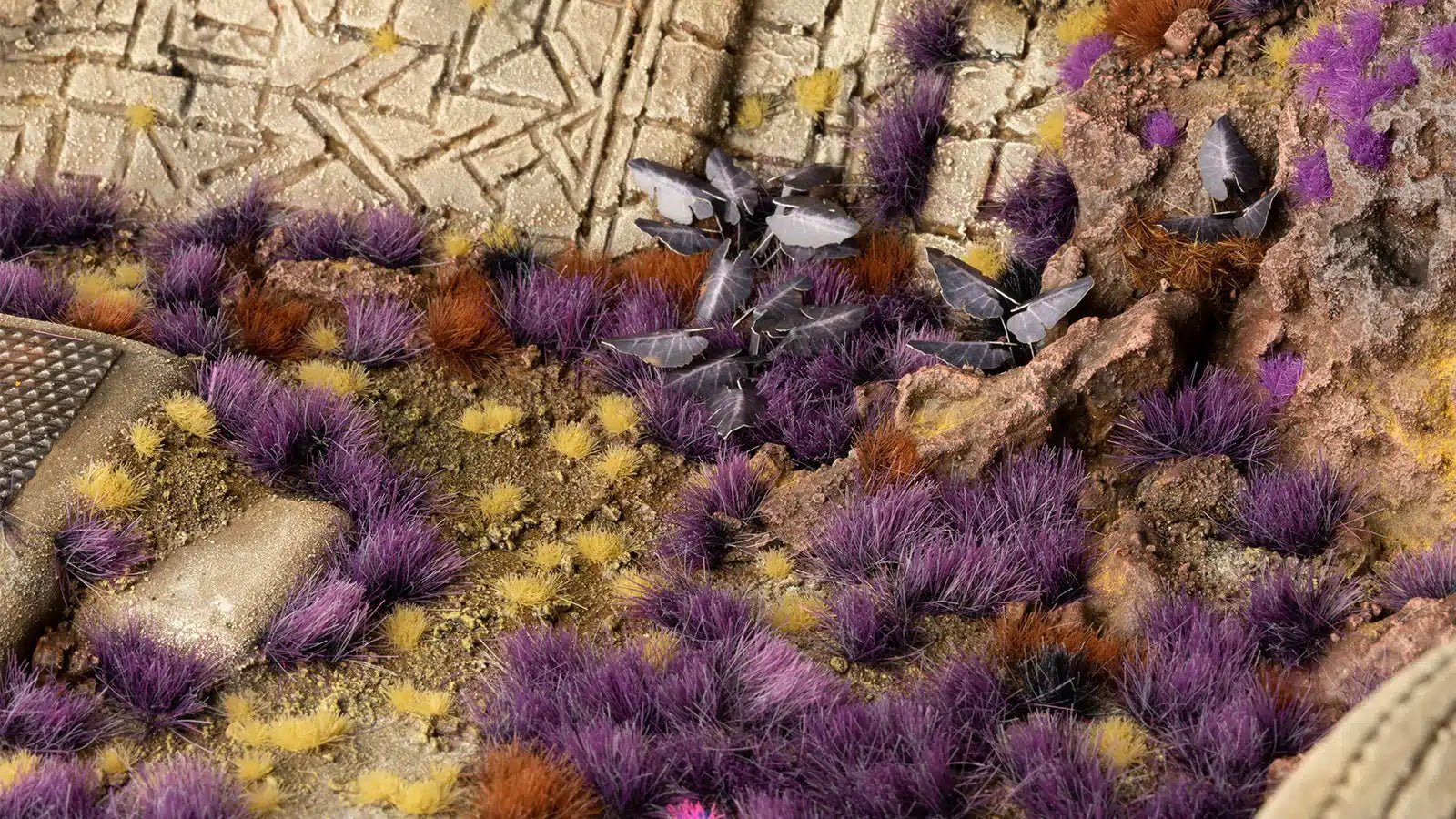 Grass Tufts - Alien Purple 6mm - Gamers Grass - 70x Self Adhesives - Gootzy Gaming