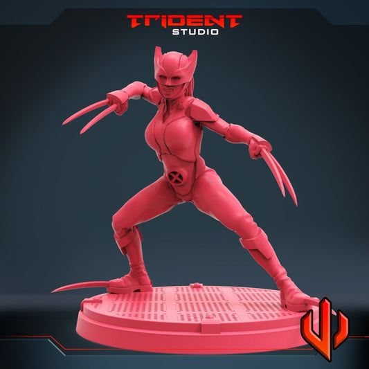 Ms. 23 Claws Superhero (Version A) Resin Miniature - MCP/Crisis Protocol Compatible (40mm tall) Resin 3D Print - Trident Studios - Gootzy Gaming